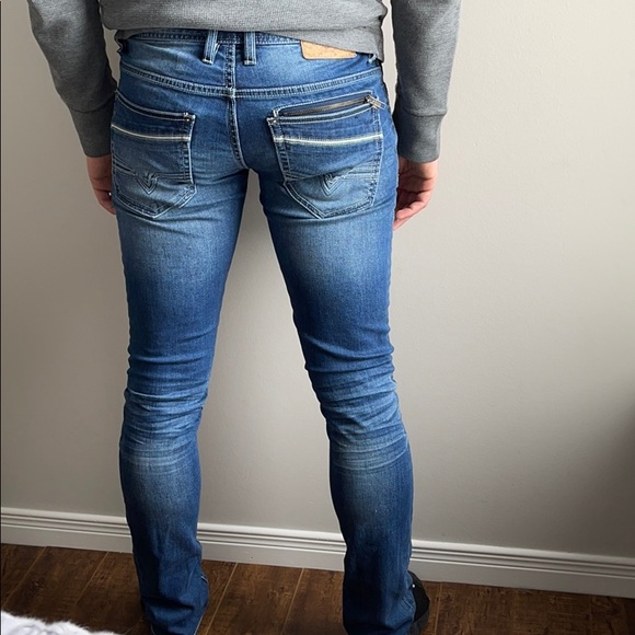 Men’s Buffalo jeans - Picture 3 of 6